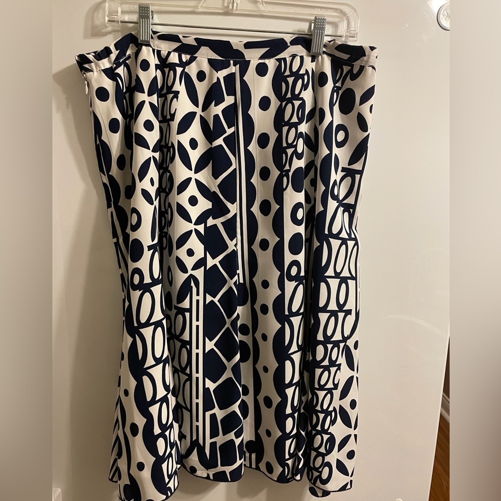 Susan Graver skirt large